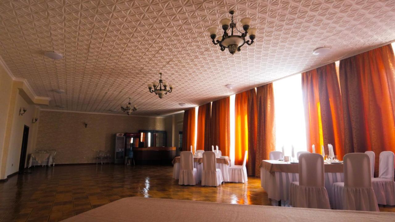 Pectoral On Khortytsia Hotel Zaporizhia Exterior foto